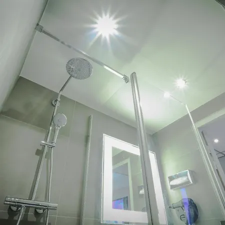 Arena La Defense 3* 楠泰尔