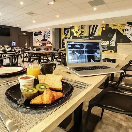 Arena La Defense 酒店