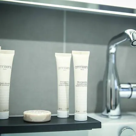 Arena La Defense 酒店 楠泰尔