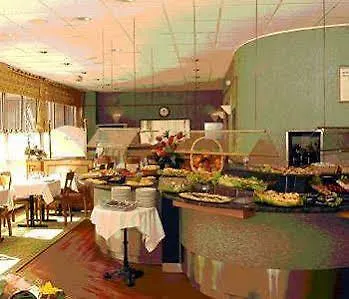 Arena La Defense 酒店 楠泰尔
