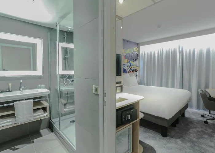 Hotel Arena La Defense